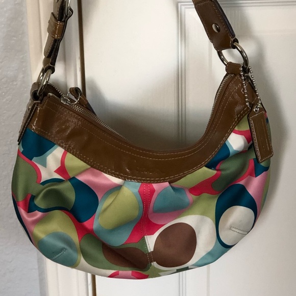 Coach Handbags - Authentic Coach bag